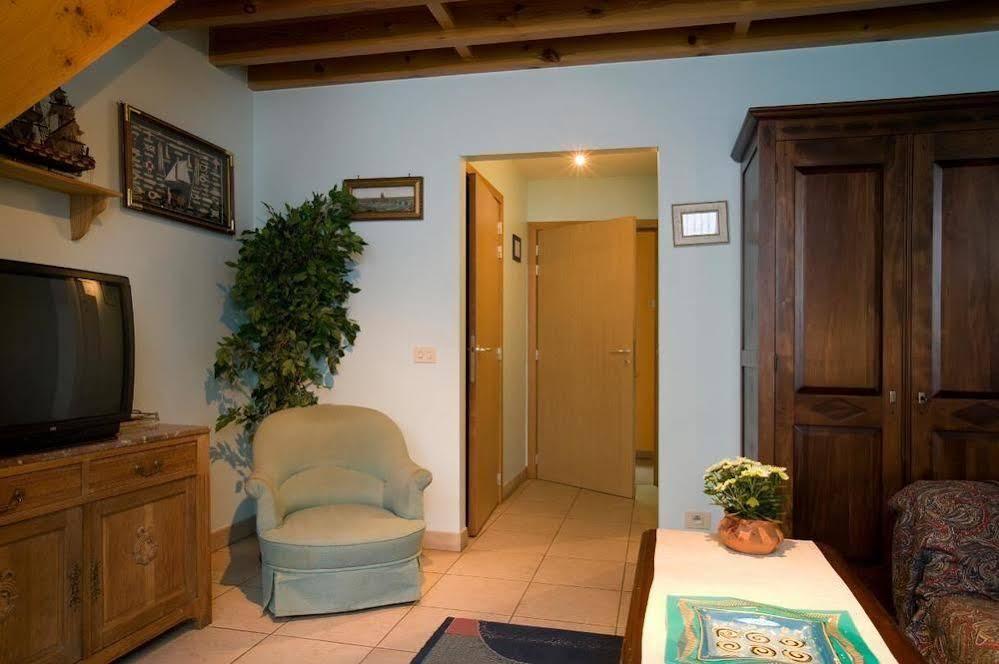 Hotel - B&B Elementum Кортрейк Екстериор снимка