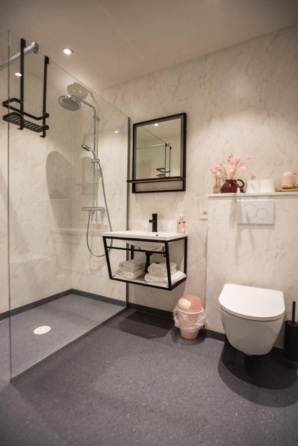 Hotel - B&B Elementum Кортрейк Екстериор снимка